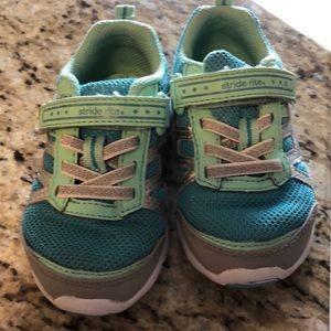 **LIKE NEW**Stride rites